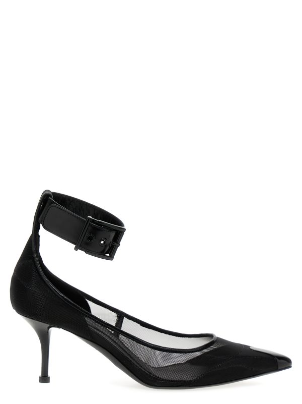 'Punk’ pumps