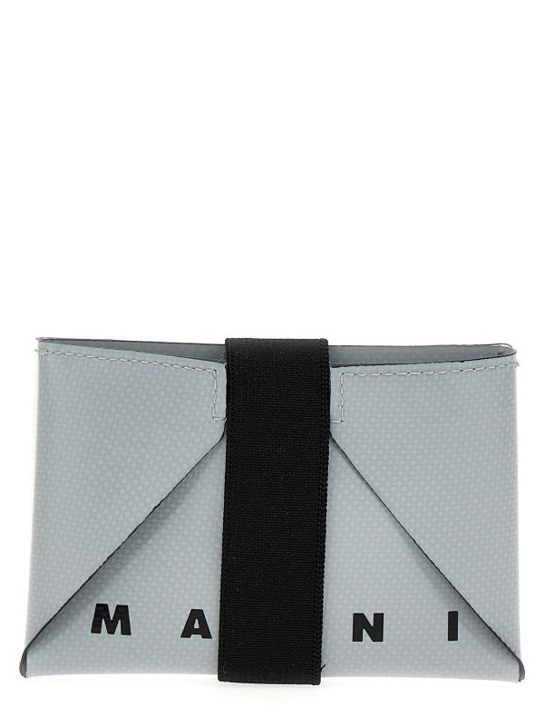 Two-color logo wallet