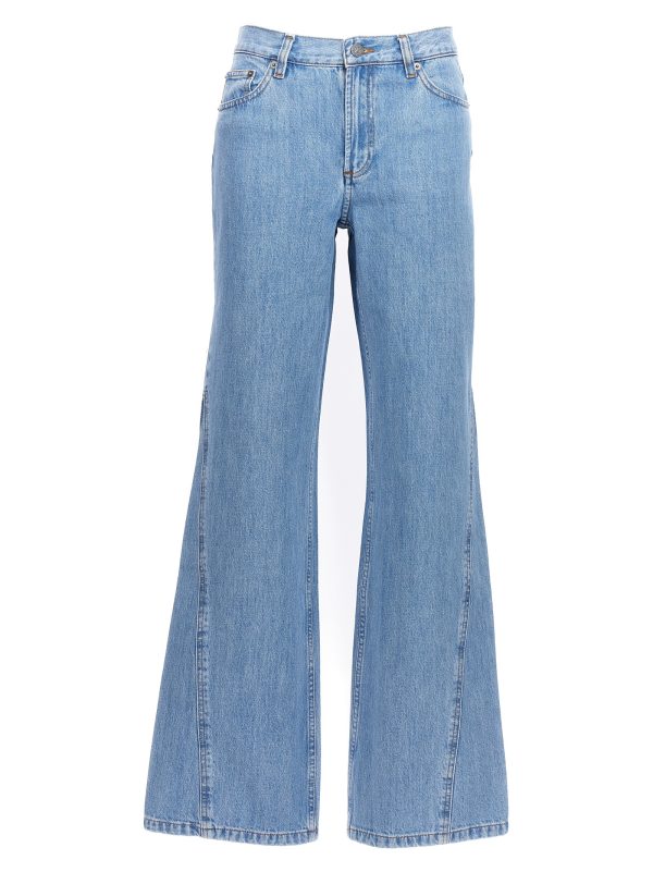 Elle jeans