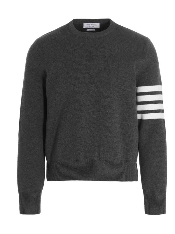 '4 bar’ sweater