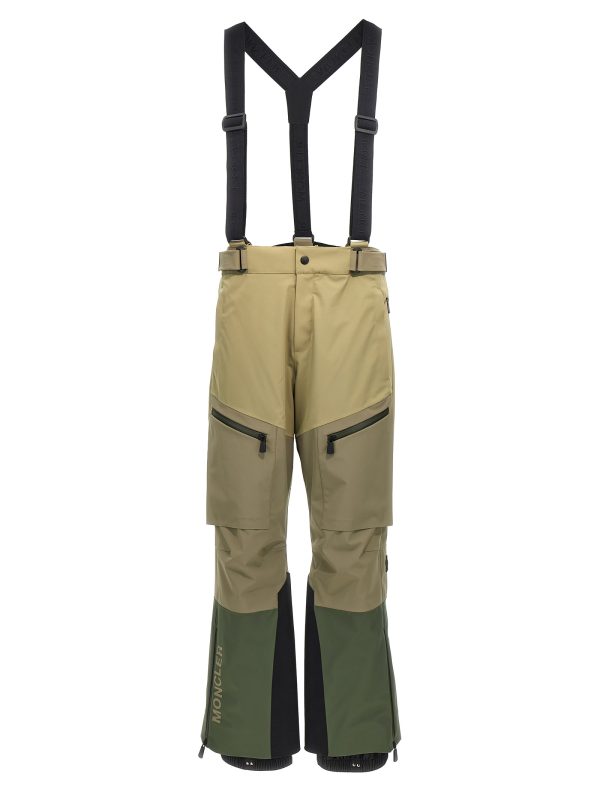 Water repellent ski pants