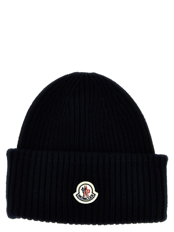 Logo patch beanie