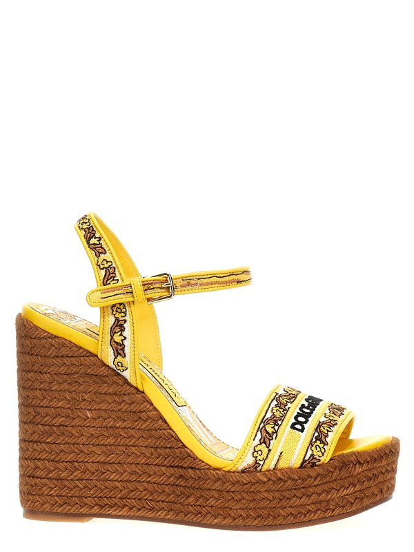 'Maiolica' wedges