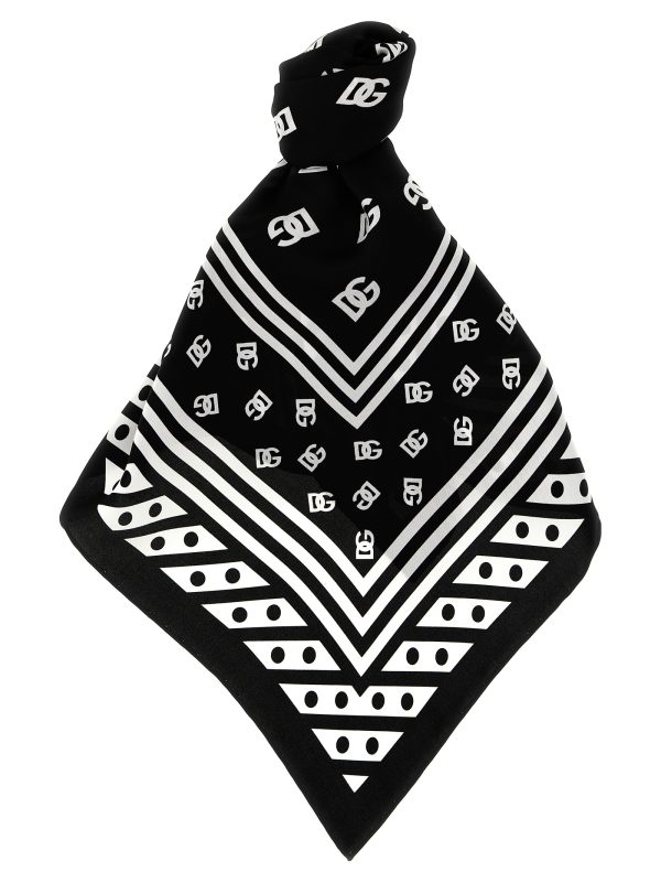 Logo scarf