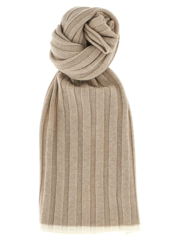 Ribbed scarf