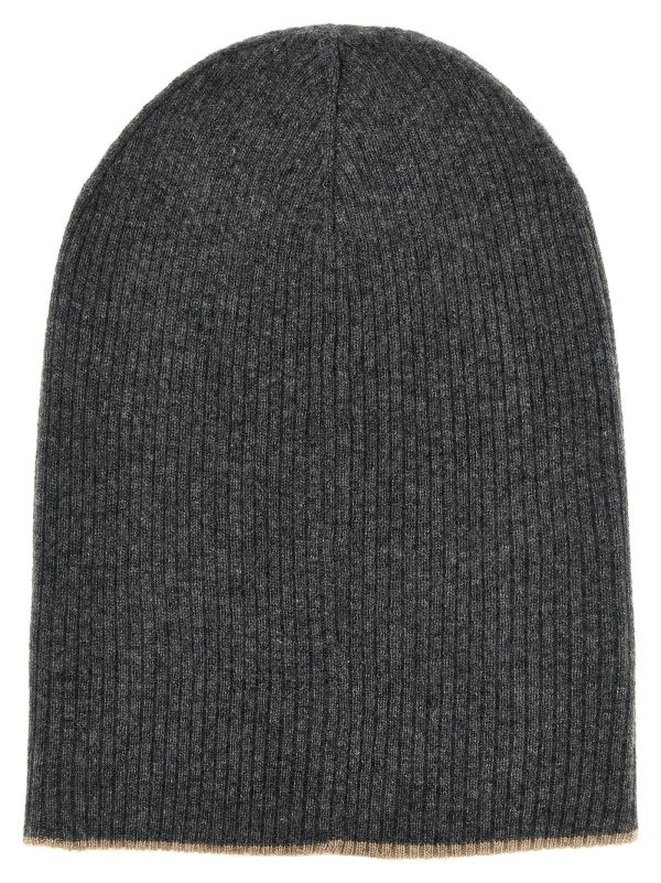 Reversible beanie