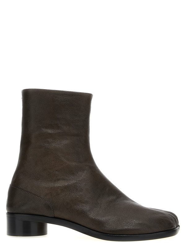 'Tabi' ankle boots