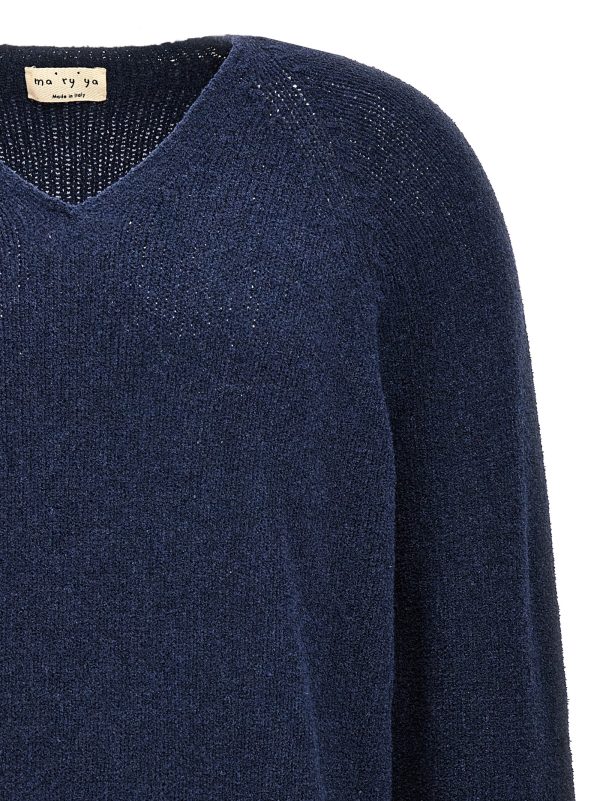 V-neck sweater - immagine 3