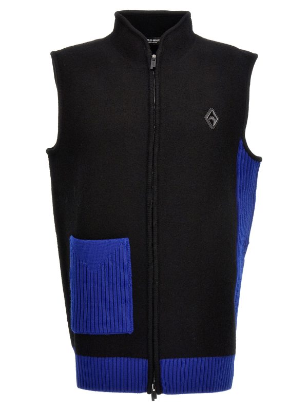 Two-color vest